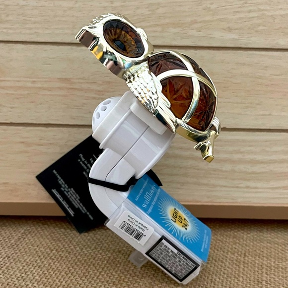Bath & Body Works Fall Fiber Optic Owl Nightlight Wallflower Fragrance Plug - Picture 6 of 11
